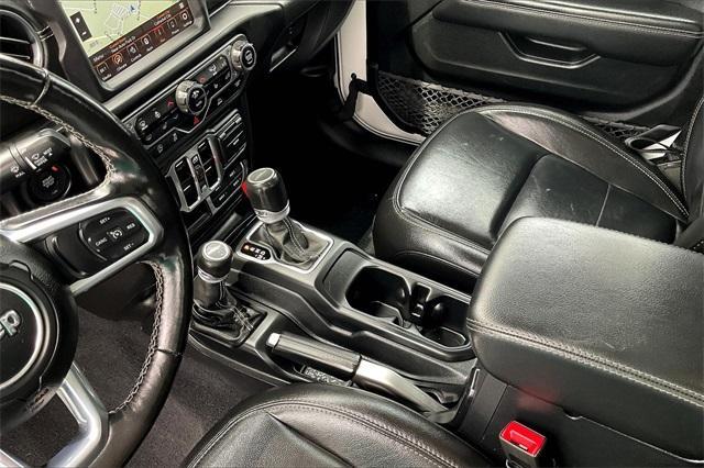Photo of 2020 Bright White Clearcoat Jeep Gladiator