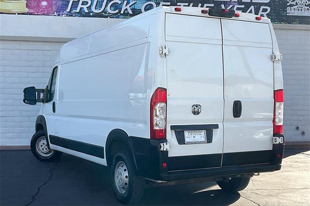 Photo of 2023 Bright White Clearcoat RAM ProMaster 2500