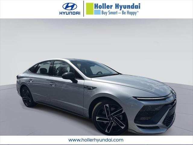 Photo of 2025 Aero Silver Hyundai SONATA