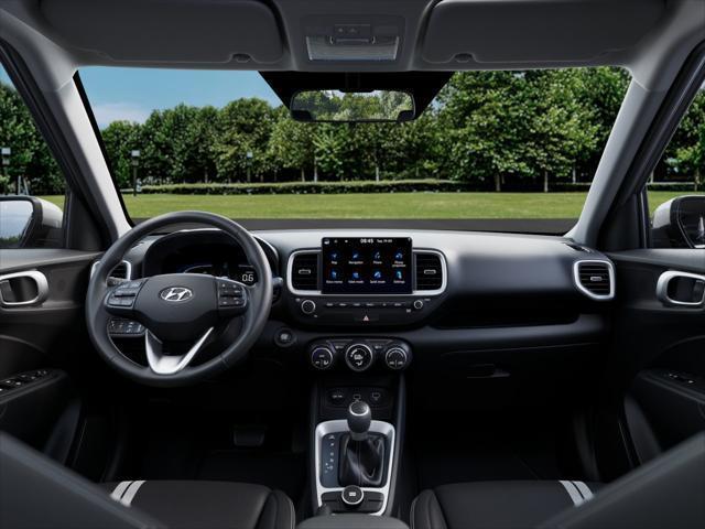 Photo of 2025 Shimmering Silver Hyundai VENUE