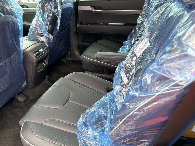 Photo of 2025 Hyper White Hyundai PALISADE