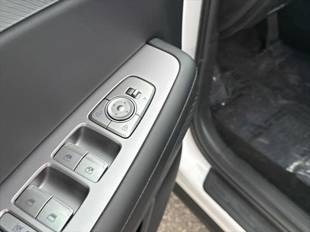 Photo of 2025 Hyper White Hyundai PALISADE