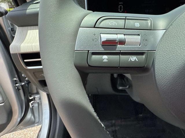 Photo of 2025 Aero Silver Hyundai SONATA Hybrid
