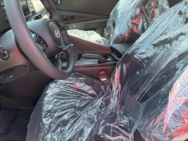 Photo of 2025 Ecotronic Gray Hyundai ELANTRA