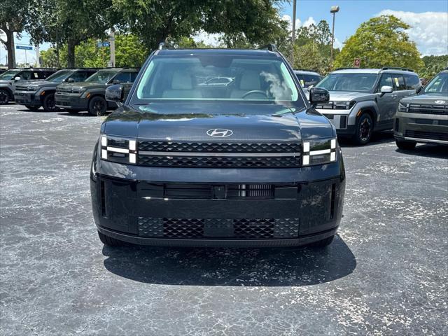 Photo of 2025 Phantom Black Hyundai SANTA FE