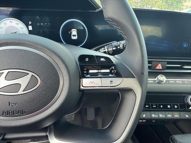 Photo of 2025 Ultimate Red Hyundai ELANTRA