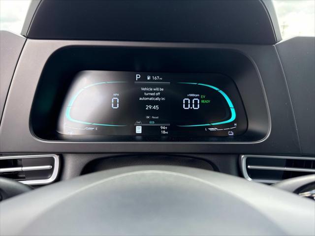 Photo of 2025 Fluid Metal Hyundai ELANTRA HEV