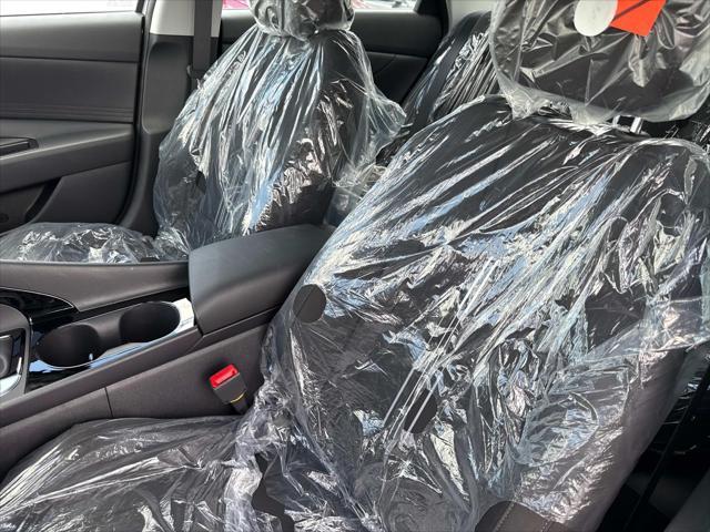 Photo of 2025 Fluid Metal Hyundai ELANTRA HEV