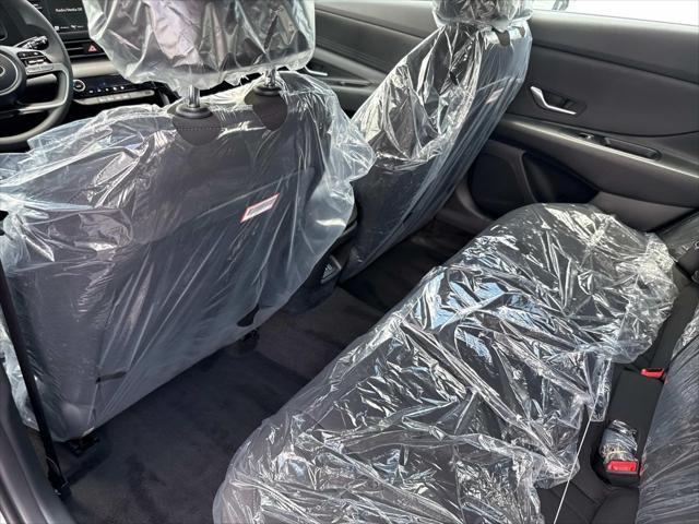 Photo of 2025 Fluid Metal Hyundai ELANTRA HEV