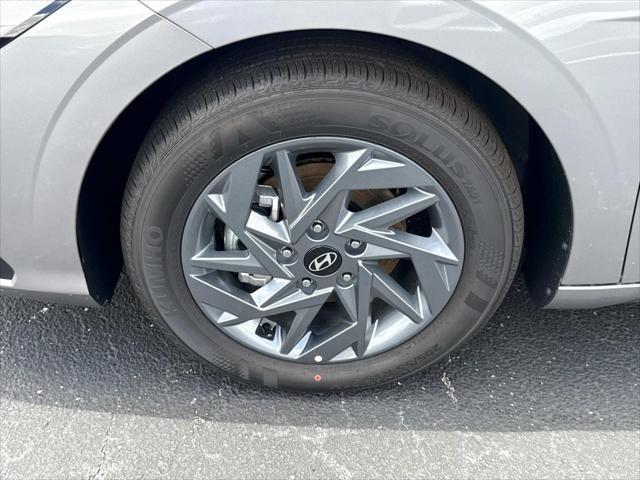 Photo of 2025 Fluid Metal Hyundai ELANTRA HEV