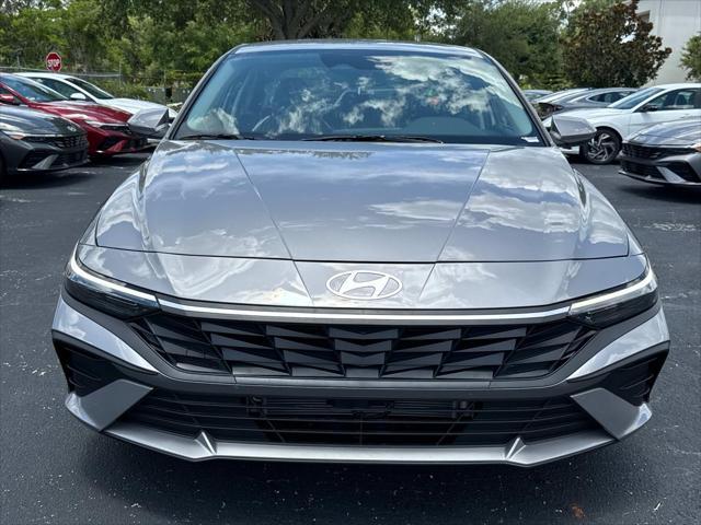 Photo of 2025 Fluid Metal Hyundai ELANTRA HEV