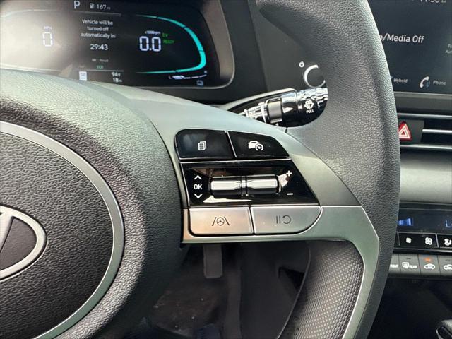Photo of 2025 Fluid Metal Hyundai ELANTRA HEV