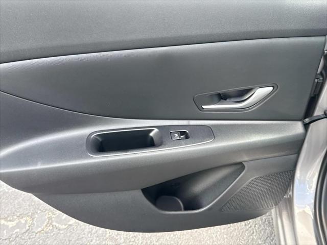 Photo of 2025 Fluid Metal Hyundai ELANTRA HEV