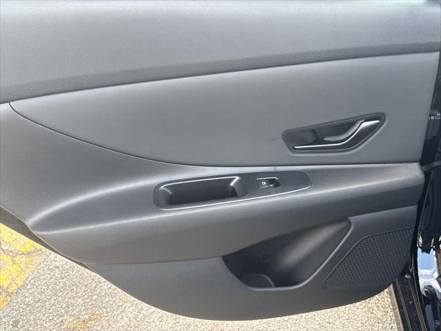 Photo of 2025 Abyss Black Hyundai ELANTRA