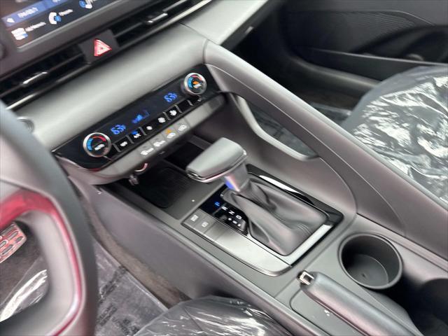 Photo of 2025 Ecotronic Gray Hyundai ELANTRA