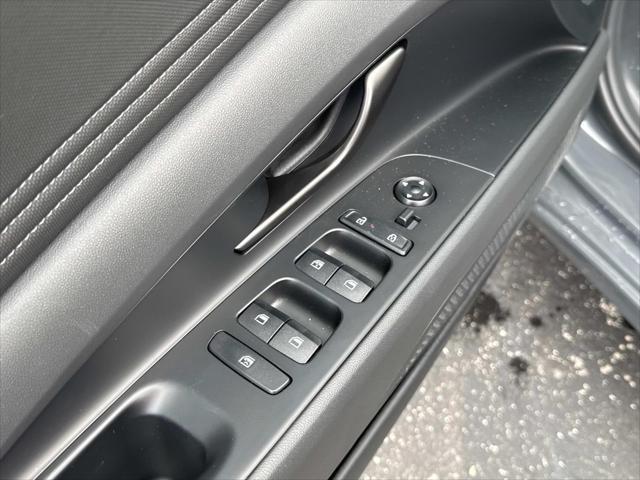 Photo of 2025 Ecotronic Gray Hyundai ELANTRA