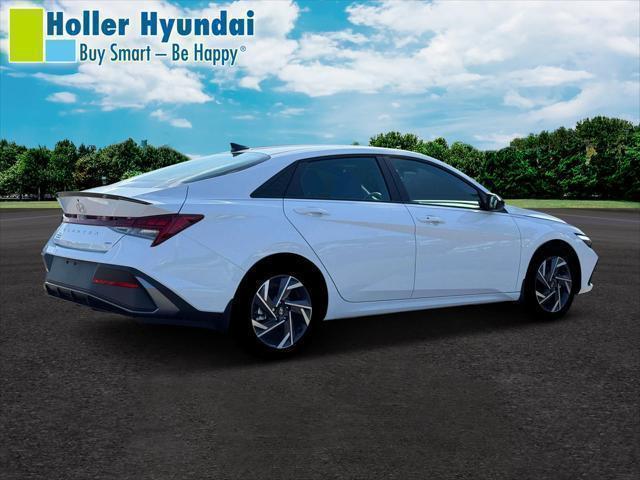 Photo of 2025 Serenity White Hyundai ELANTRA
