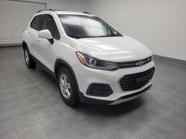 Photo of 2021 White Chevrolet Trax