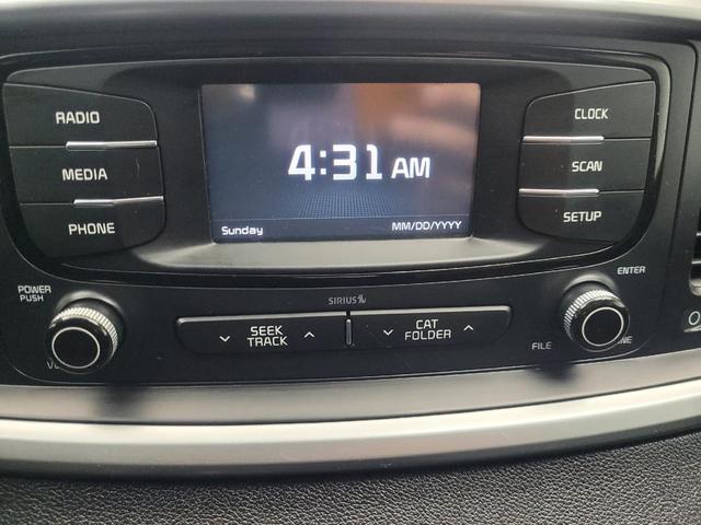 Photo of 2017 Ebony Black Kia Sorento