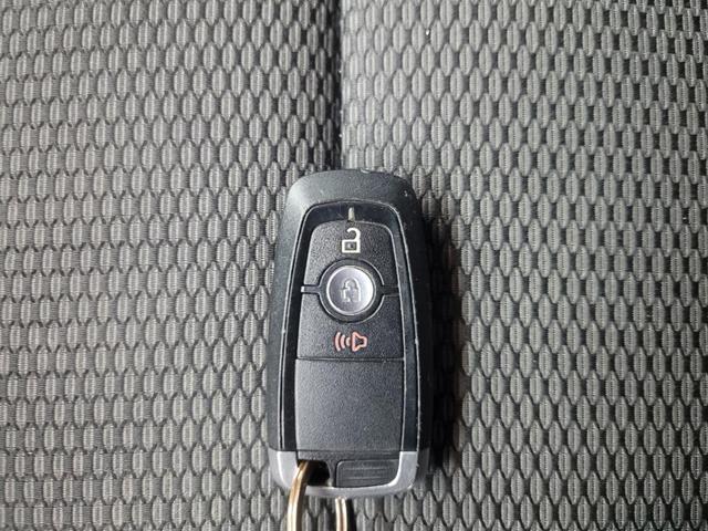 Photo of 2018 White Ford Explorer