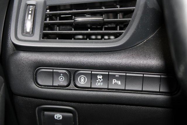 Photo of 2022 sparkle silver met Acura TLX