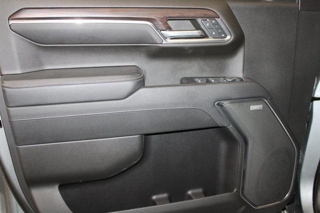 Photo of 2023 Sterling Metallic GMC Sierra 1500