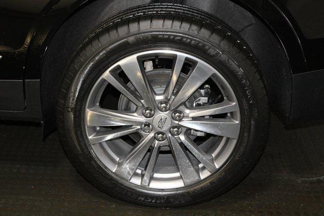 Photo of 2025 Stellar Black Metallic Cadillac XT5