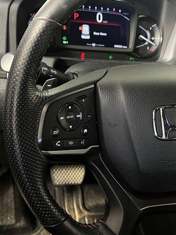 Photo of 2024 Sonic Gray Pearl Honda Passport