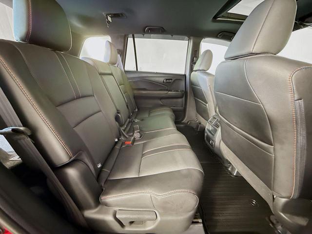 Photo of 2023 Radiant Red Metallic II Honda Passport
