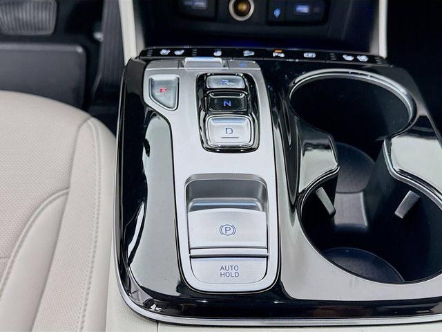 Photo of 2023 Serenity White Pearl Hyundai TUCSON