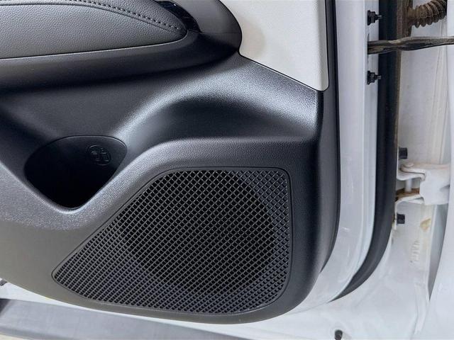 Photo of 2023 Serenity White Pearl Hyundai TUCSON