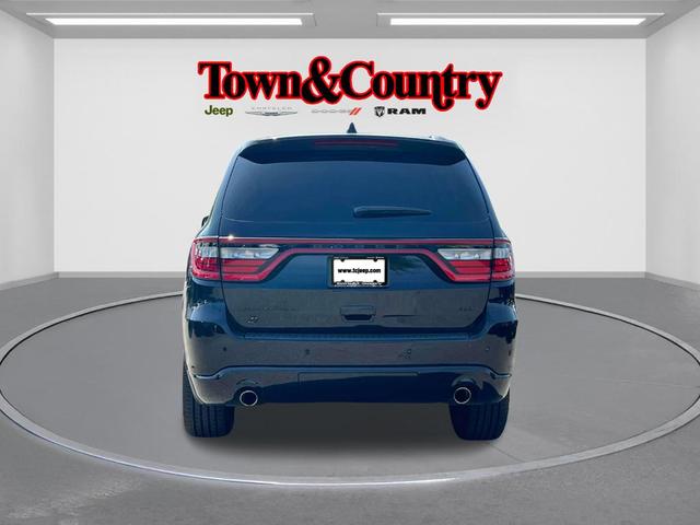 Photo of 2024 DB Black Clearcoat Dodge Durango