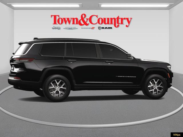 Photo of 2025 Diamond Black Jeep Grand Cherokee L
