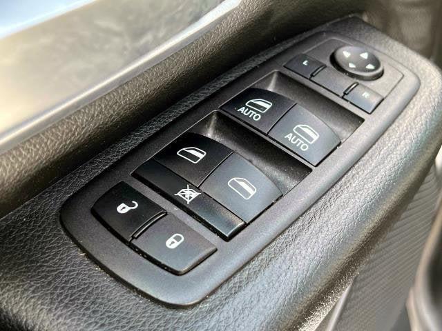 Photo of 2022 White RAM 1500
