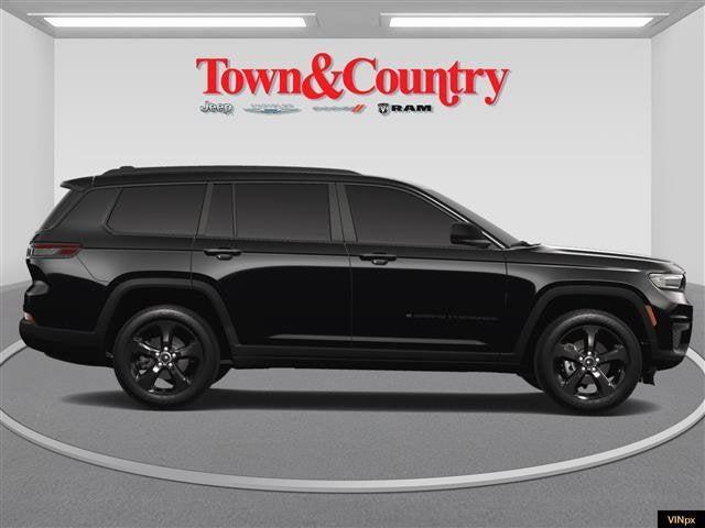 Photo of 2025 Diamond Black Jeep Grand Cherokee L