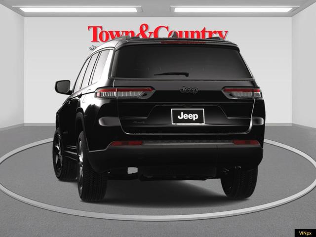 Photo of 2025 Diamond Black Jeep Grand Cherokee L