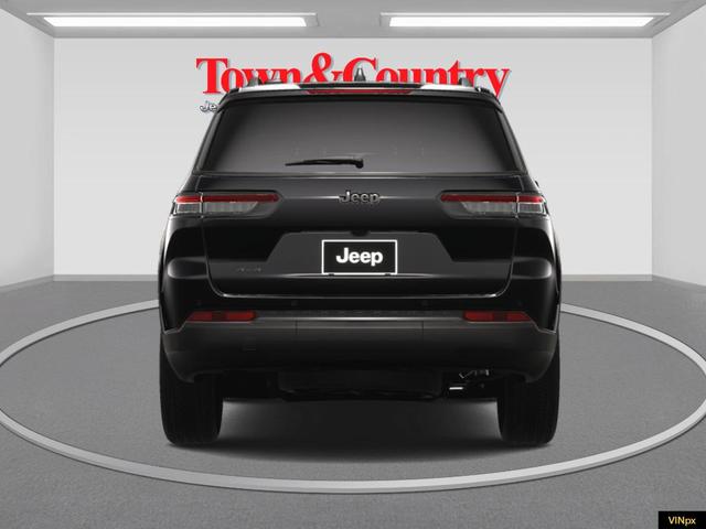 Photo of 2025 Diamond Black Jeep Grand Cherokee L