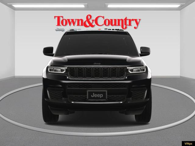 Photo of 2025 Diamond Black Jeep Grand Cherokee L