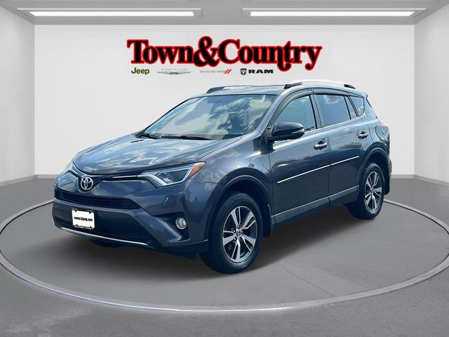 Photo of 2016 Magnetic Gray Metallic Toyota RAV4