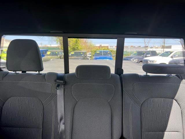 Photo of 2022 Bright White Clearcoat RAM 1500