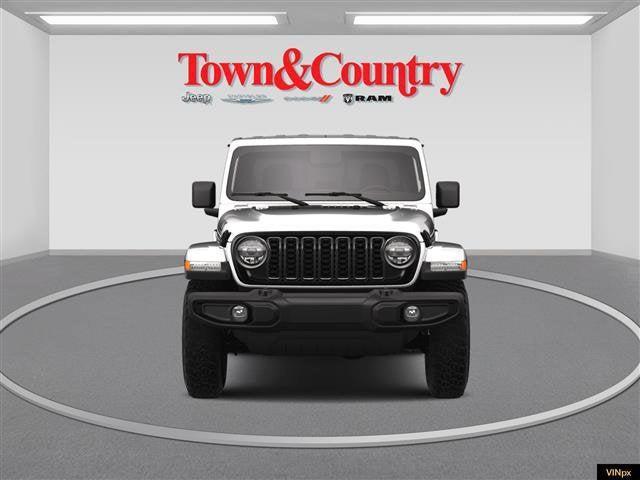 Photo of 2025 Bright White Clearcoat Jeep Gladiator