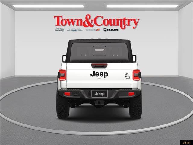 Photo of 2025 Bright White Clearcoat Jeep Gladiator
