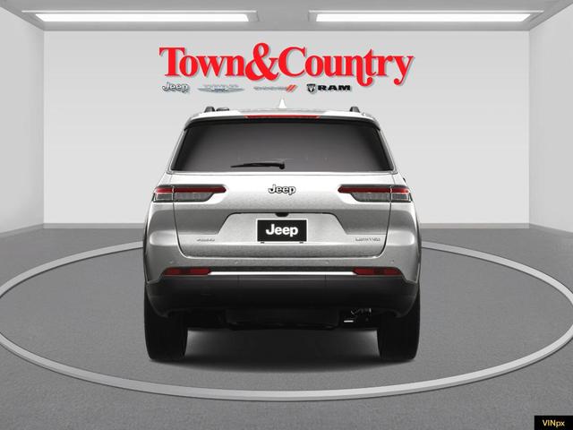 Photo of 2025 Silver Zynith Jeep Grand Cherokee L
