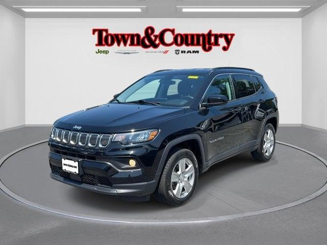 Photo of 2022 Black Jeep Compass