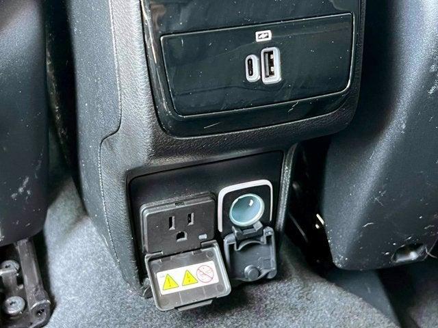 Photo of 2022 Black Jeep Compass