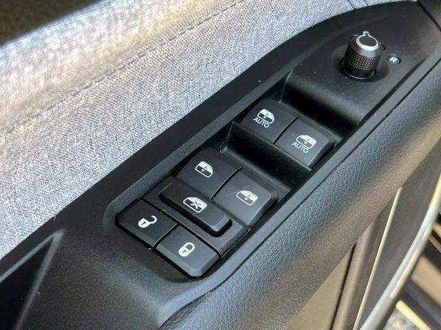 Photo of 2022 Black Jeep Compass