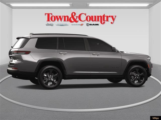 Photo of 2025 Metallic Jeep Grand Cherokee L