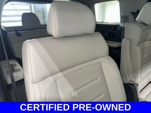 Photo of 2025 Red Hyundai SANTA FE HEV