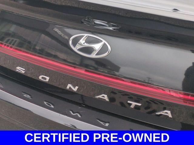 Photo of 2022 Phantom Black Hyundai SONATA