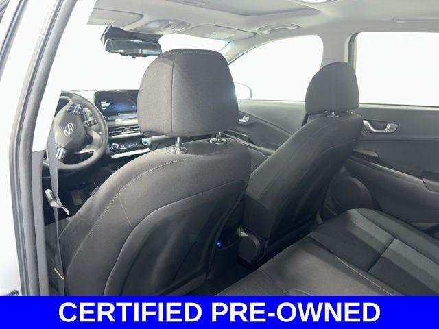 Photo of 2023 Cyber Silver Hyundai KONA